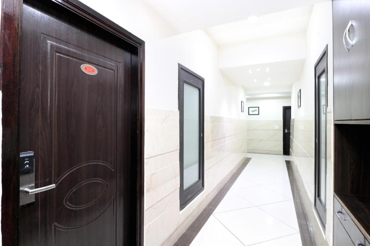 Oyo 30848 Hotel Signature Firozpur Extérieur photo